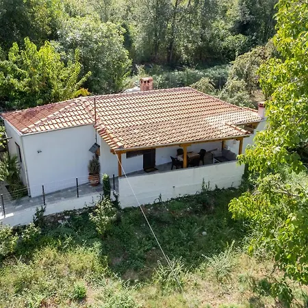 Villa Suzana Mikros Prinos Exterior photo